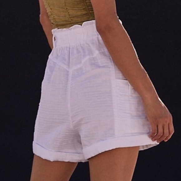 Free People Go Explore Shorts Cargo Paper Bag Waist 100% Cotton White size M - Picture 3 of 9